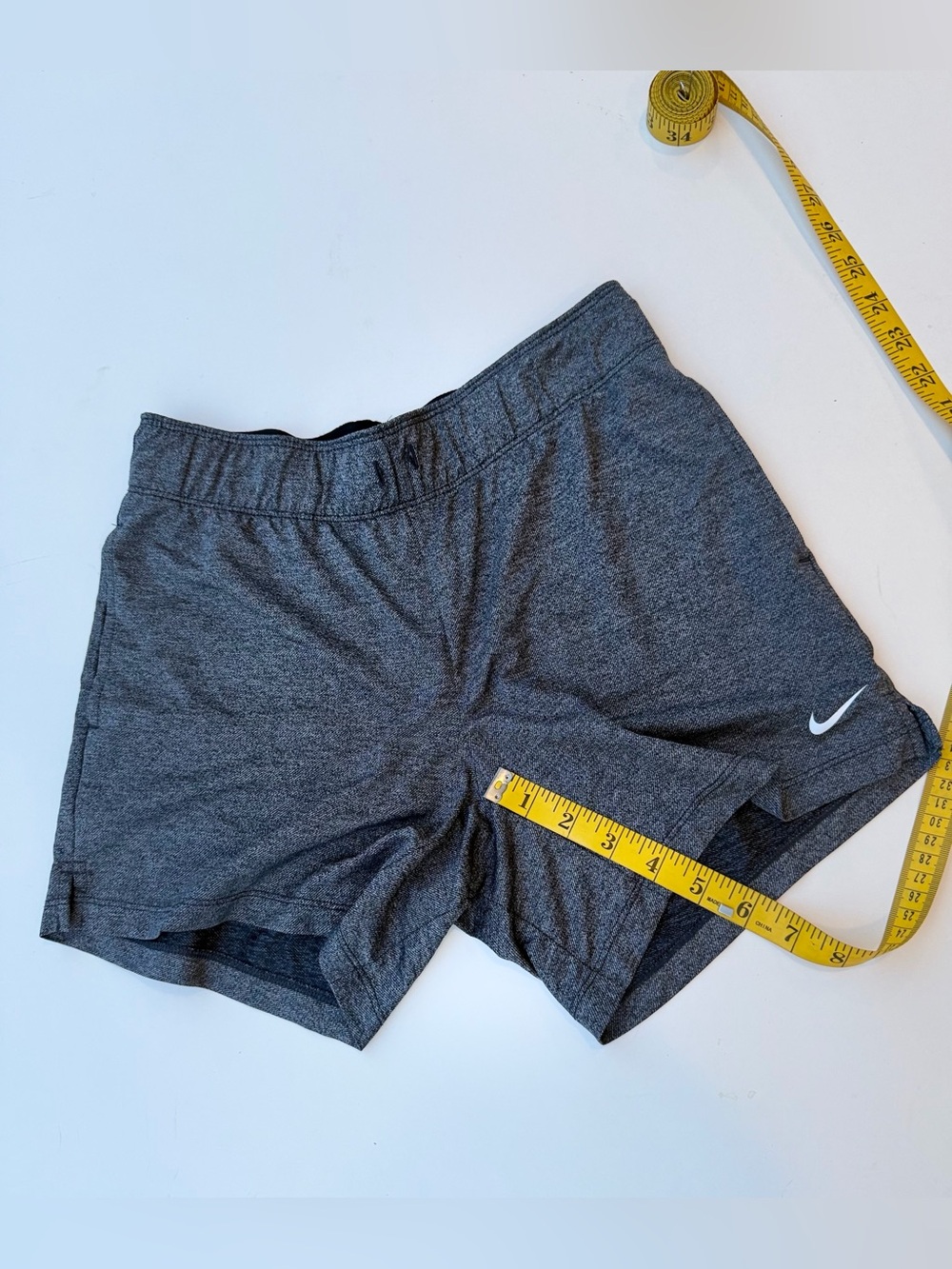 Nike Charcoal Gray Stretch Athletic Shorts Branded Waistband Pockets XS - Picture 7 of 10